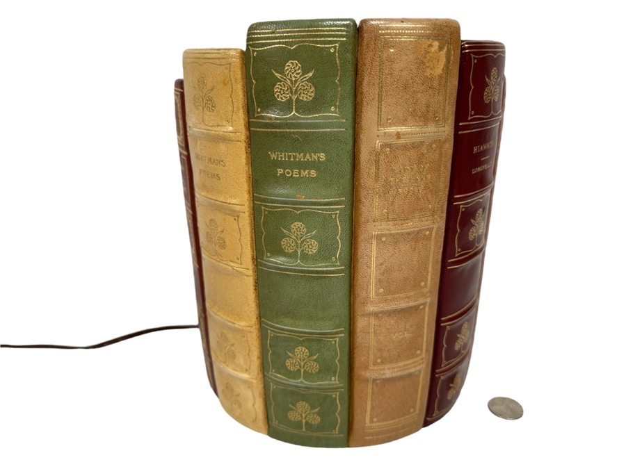 Vintage Antique Book Themed Table Lamp 8W X 6.5D X 10H [Photo 1]