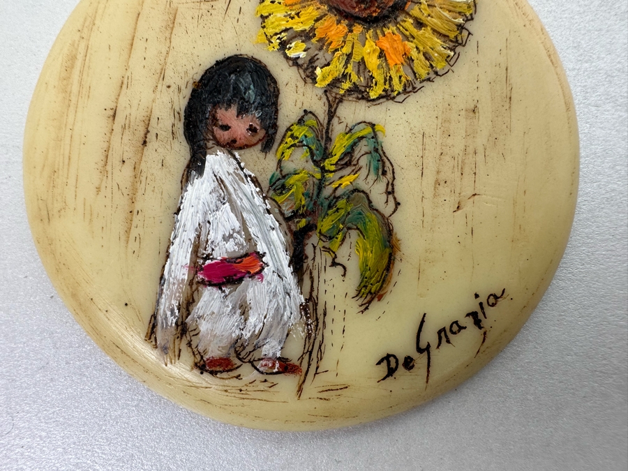 Pair Of Vintage Ted De Grazia Hand Painted Resin Pendants And Vintage 1985 De Grazia Goebel Figurine 5.5H [Photo 9]