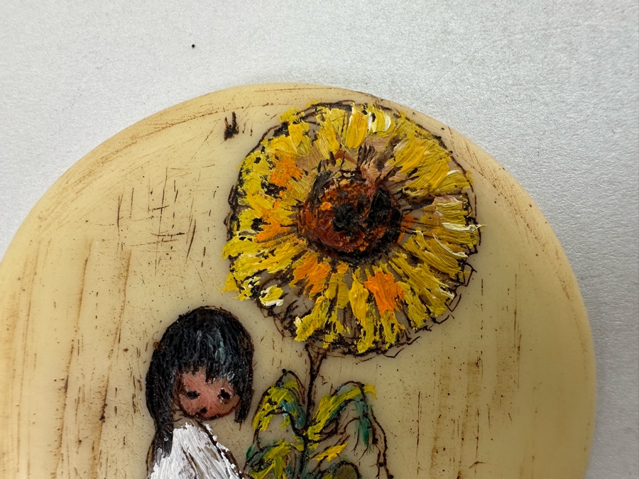 Pair Of Vintage Ted De Grazia Hand Painted Resin Pendants And Vintage 1985 De Grazia Goebel Figurine 5.5H [Photo 8]