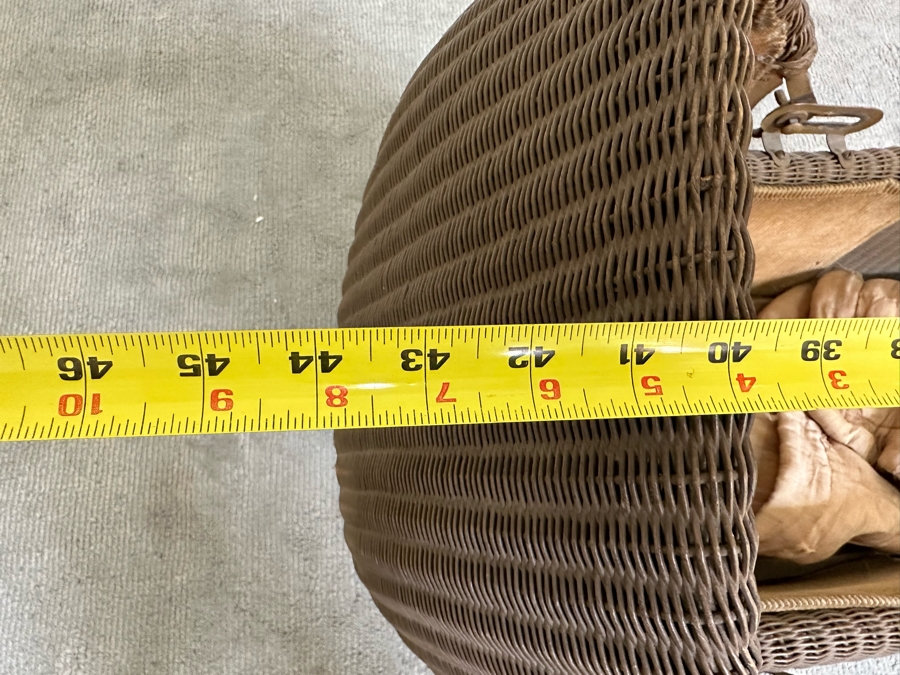 Vintage Kumfy-Kab Co Wicker Doll Carriage Buggy Made In La Porte, Indiana 44W X 17D X 29H  [Photo 20]