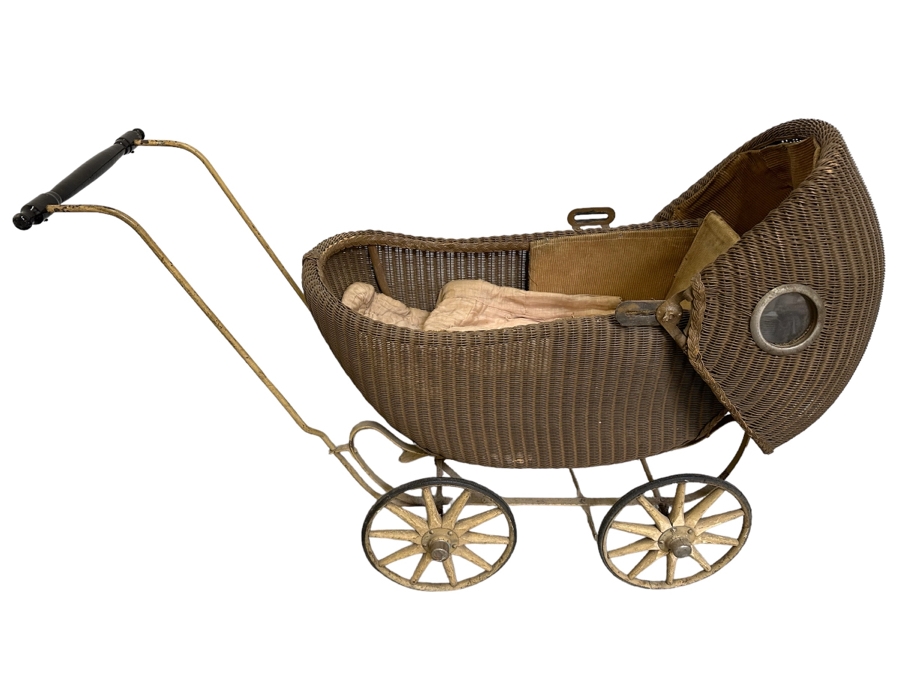 Vintage Kumfy-Kab Co Wicker Doll Carriage Buggy Made In La Porte, Indiana 44W X 17D X 29H  [Photo 1]