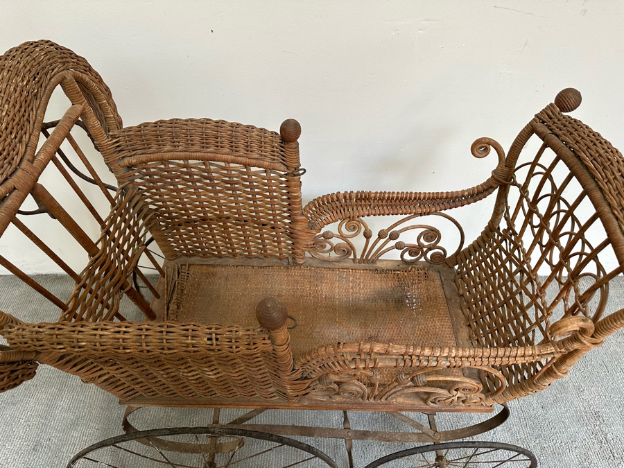 Antique Victorian Wicker Baby Carriage Buggy Perambulator Pram 44W X 22D X 39H [Photo 8]