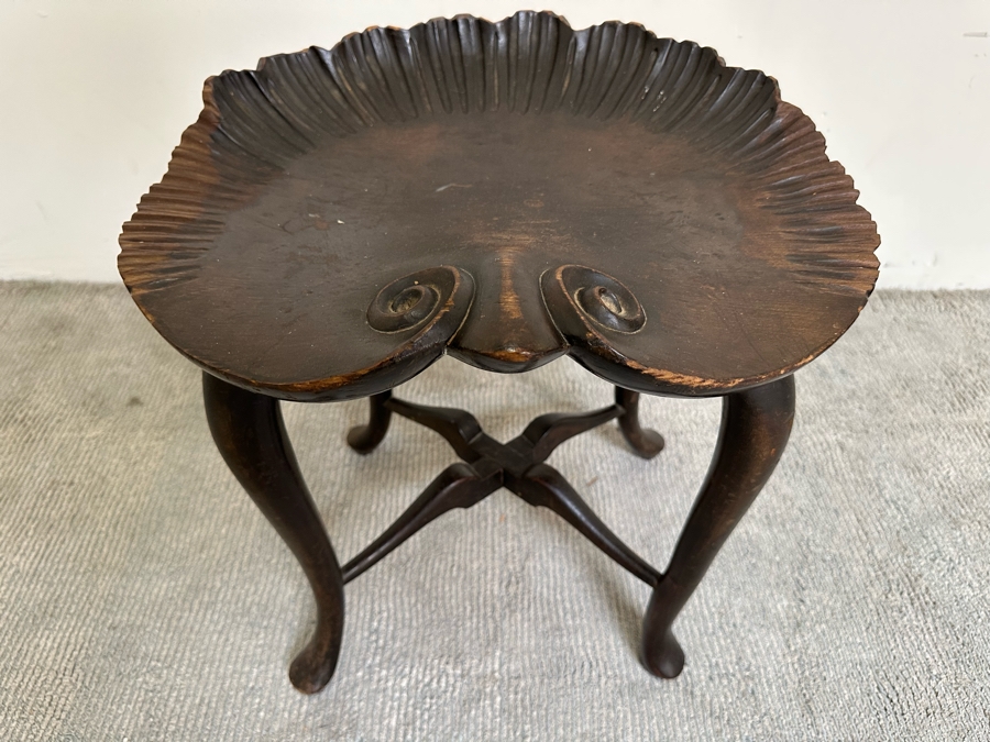 Antique Venetian Carved Wooden Shell Grotto Piano Stool (One Of The Legs Has Been Professionally Restored) 18W X 16D X 18.5H [Photo 3]