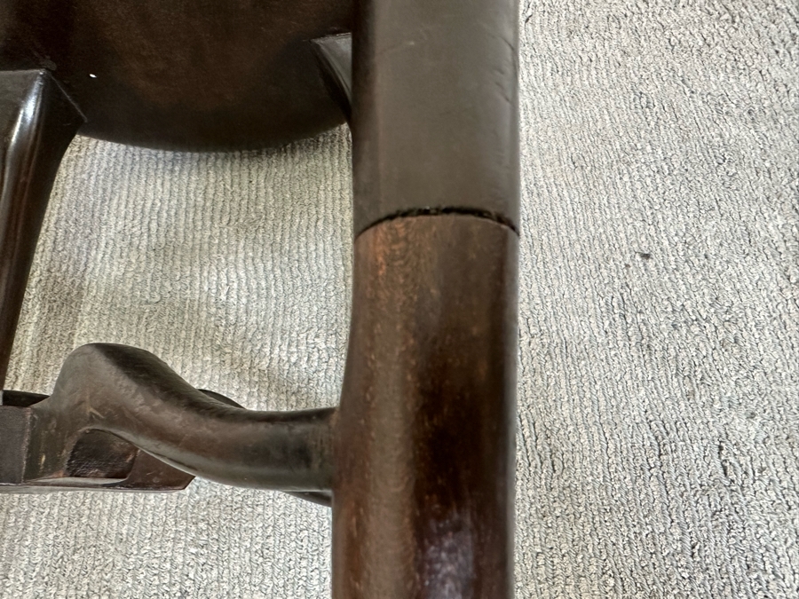 Antique Venetian Carved Wooden Shell Grotto Piano Stool (One Of The Legs Has Been Professionally Restored) 18W X 16D X 18.5H [Photo 12]