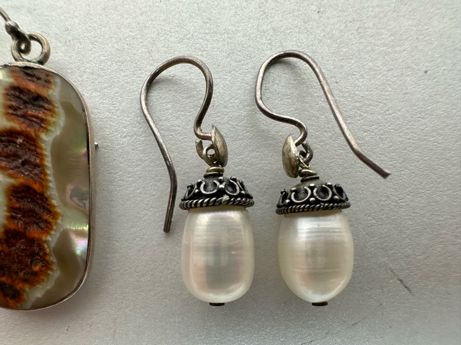 Sterling Silver Pearl Earrings And Sterling Silver Shell Earrings 10.8g [Photo 6]