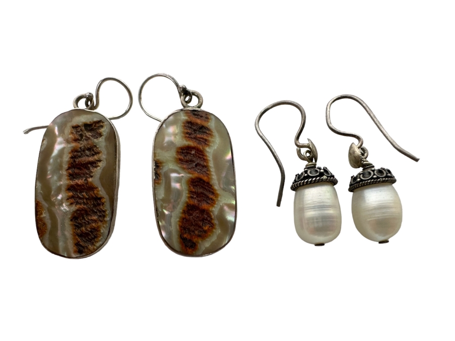 Sterling Silver Pearl Earrings And Sterling Silver Shell Earrings 10.8g [Photo 1]