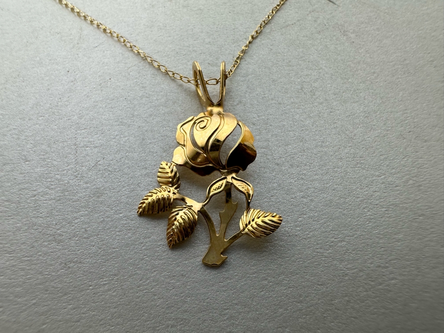 14K Gold Rose Pendant With 14K Gold 16' Necklace (Necklace Has Slight Knot As Shown In Photos) 0.8g [Photo 8]