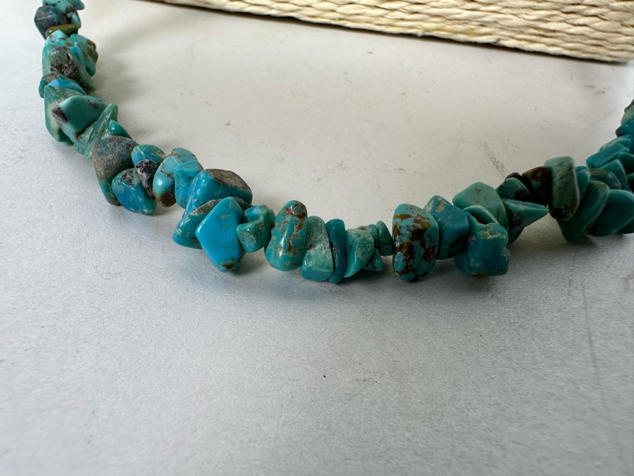 32' Turquoise Bead Necklace [Photo 5]