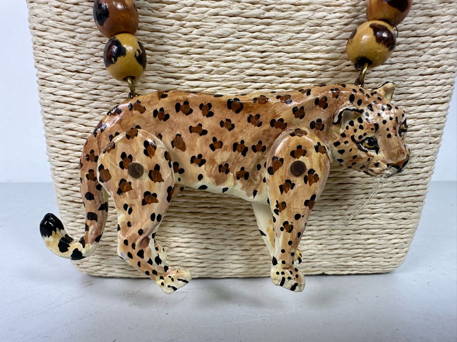 Articulating Leopard Pendant 24' Necklace [Photo 4]