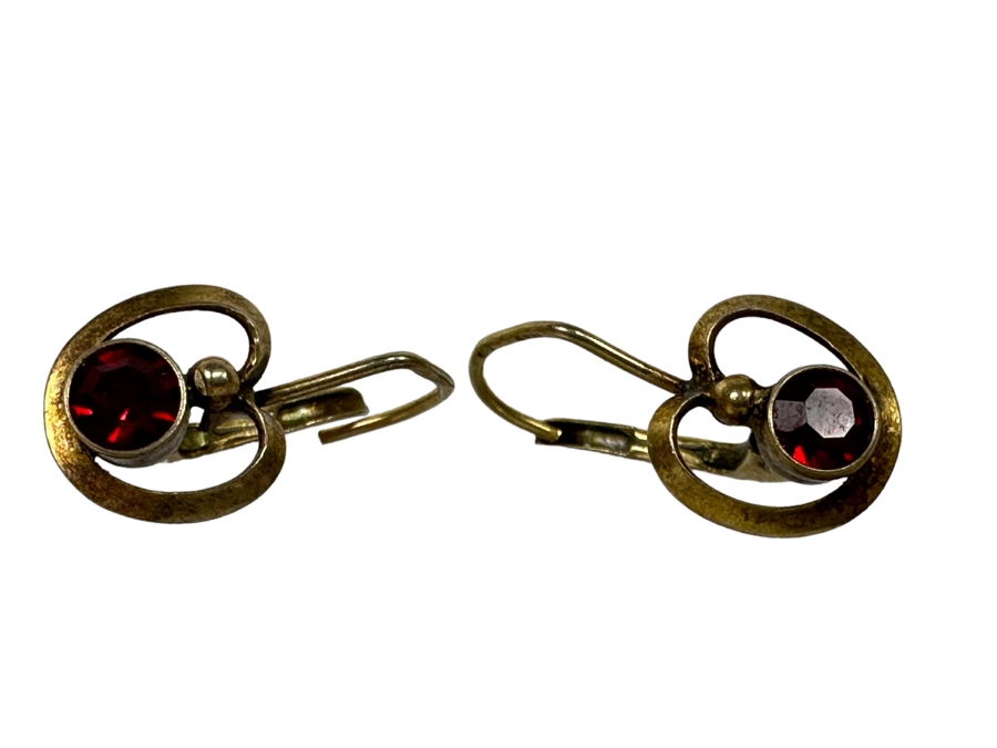 14K Gold Earrings With Red Stones 1.8g