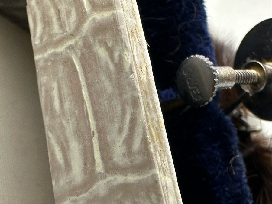 Vintage Silver And Fur Screwback Earrings With Original Box [Photo 6]