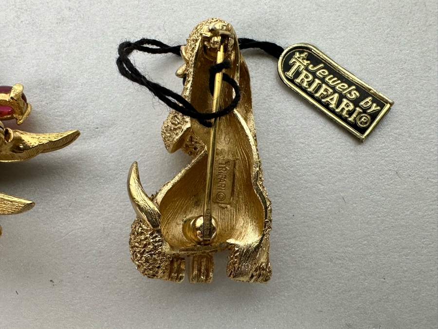 Costume Jewelry Lot: Vintage Trifari Dog Brooch Pin With Original Tags, Vintage Boucher Bird Brooch Pin And Vintage Rabbit Dancer Brooch Pin  [Photo 8]