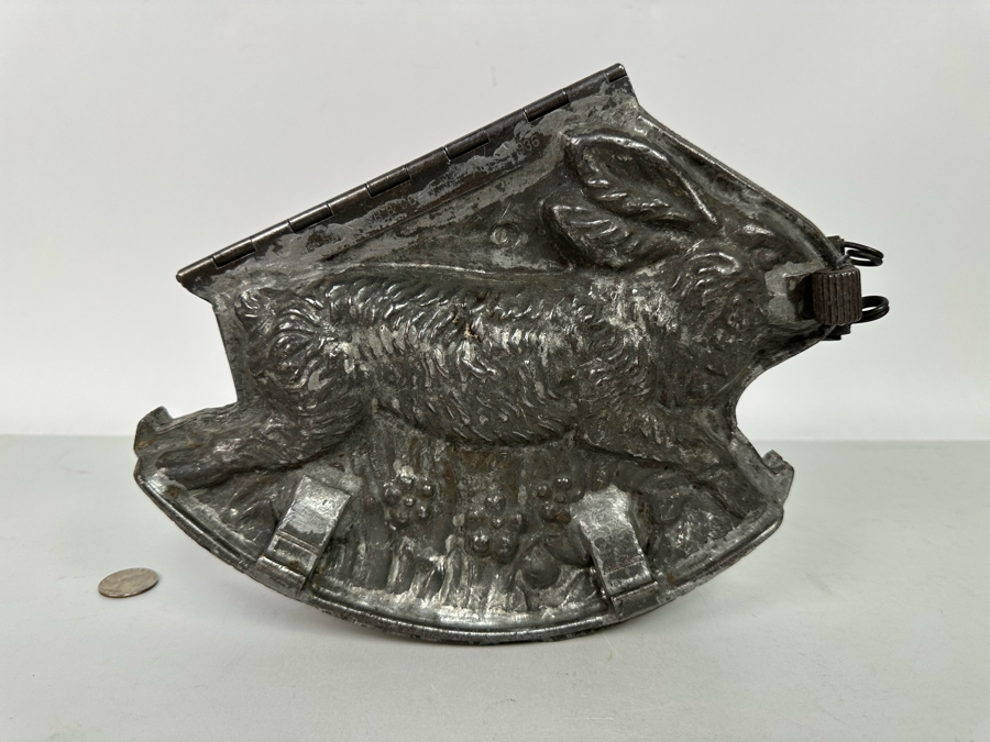 Vintage Easter Bunny Chocolate Mold 12 X 9 [Photo 7]