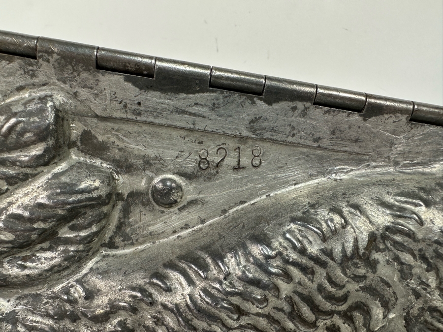 Vintage Easter Bunny Chocolate Mold 12 X 9 [Photo 6]