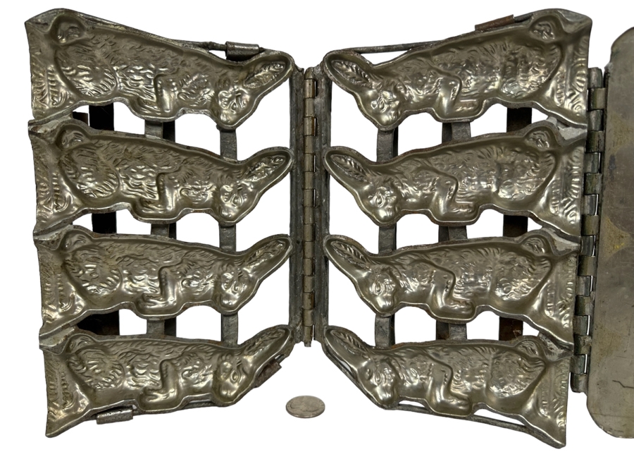 Vintage Easter Bunny Chocolate Mold Commercial Grade Makes Four Easter Bunnies 9W X 7H [Photo 2]