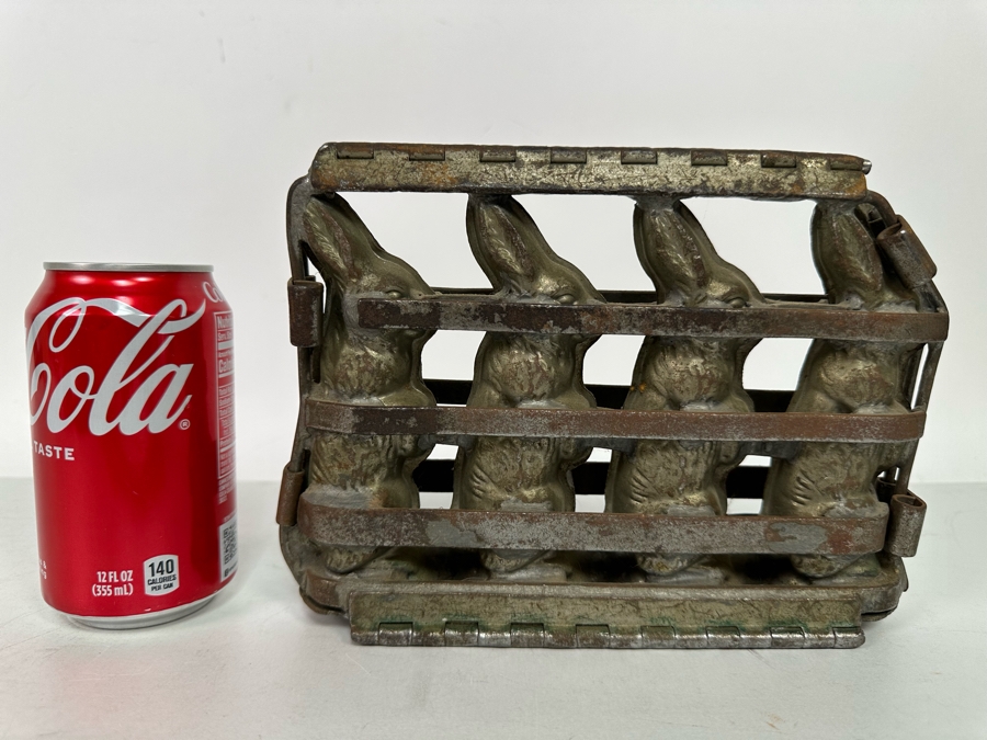 Vintage Easter Bunny Chocolate Mold Commercial Grade Makes Four Easter Bunnies 9W X 7H [Photo 5]