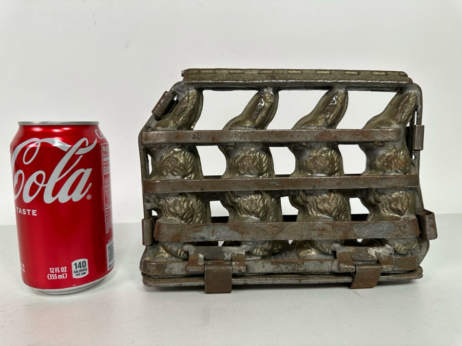 Vintage Easter Bunny Chocolate Mold Commercial Grade Makes Four Easter Bunnies 9W X 7H [Photo 4]