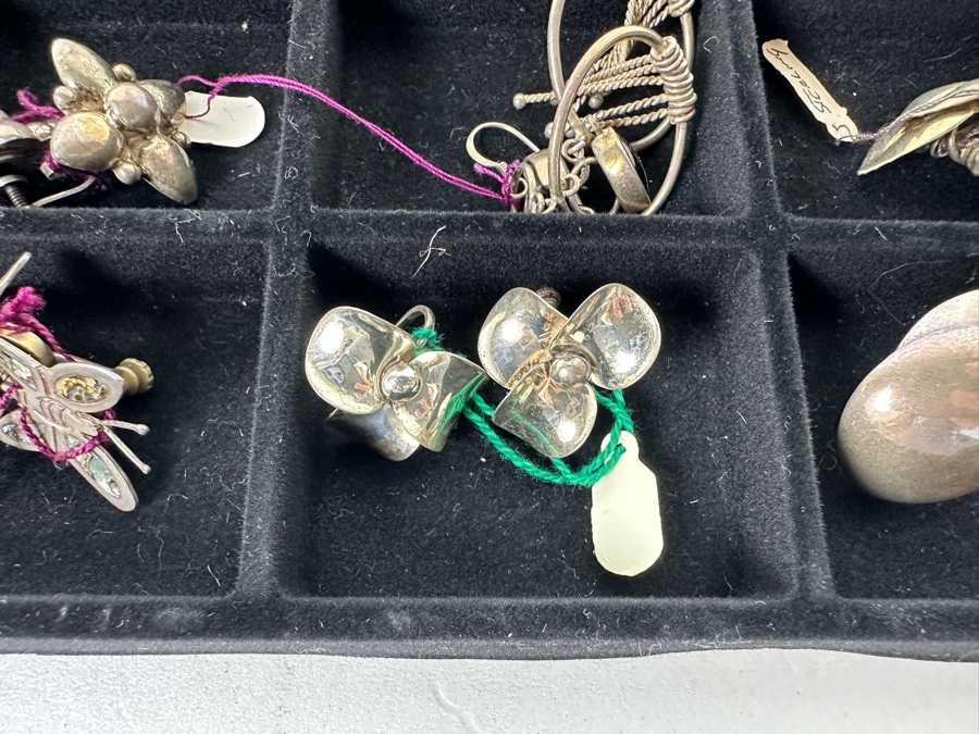 Vintage Sterling Silver Jewelry Earring Lot Mainly Mexican Silver Comes With Tray 148g Total Sterling Weight [Photo 11]