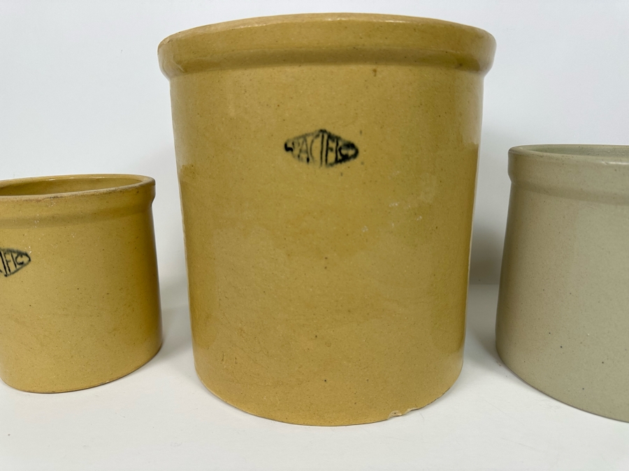 Set Of Three Pacific Stoneware Crocks Pots 10.5R, 8R And 6R [Photo 4]