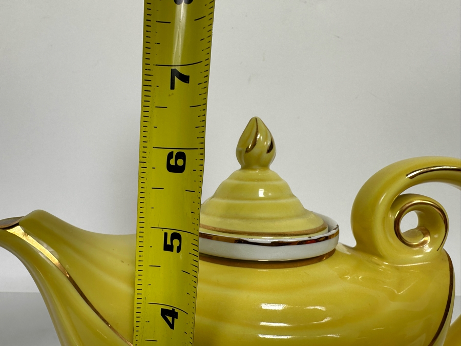 Vintage Hall USA Pottery Teapot 10.5W X 6.5H [Photo 13]