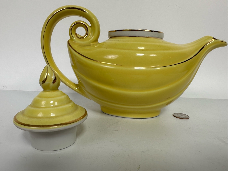 Vintage Hall USA Pottery Teapot 10.5W X 6.5H [Photo 7]