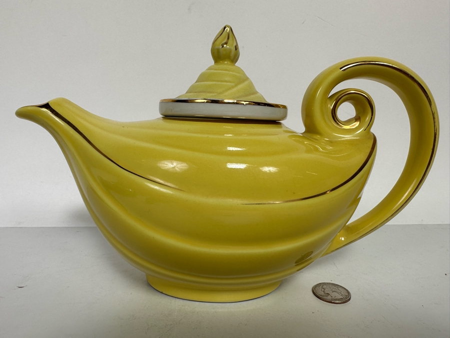 Vintage Hall USA Pottery Teapot 10.5W X 6.5H [Photo 2]