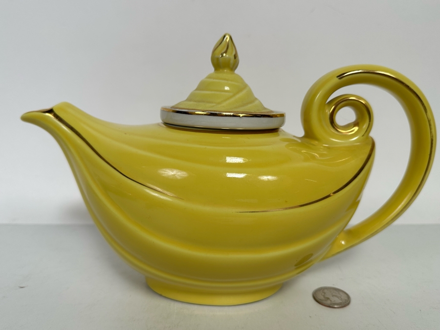 Vintage Hall USA Pottery Teapot 10.5W X 6.5H [Photo 3]