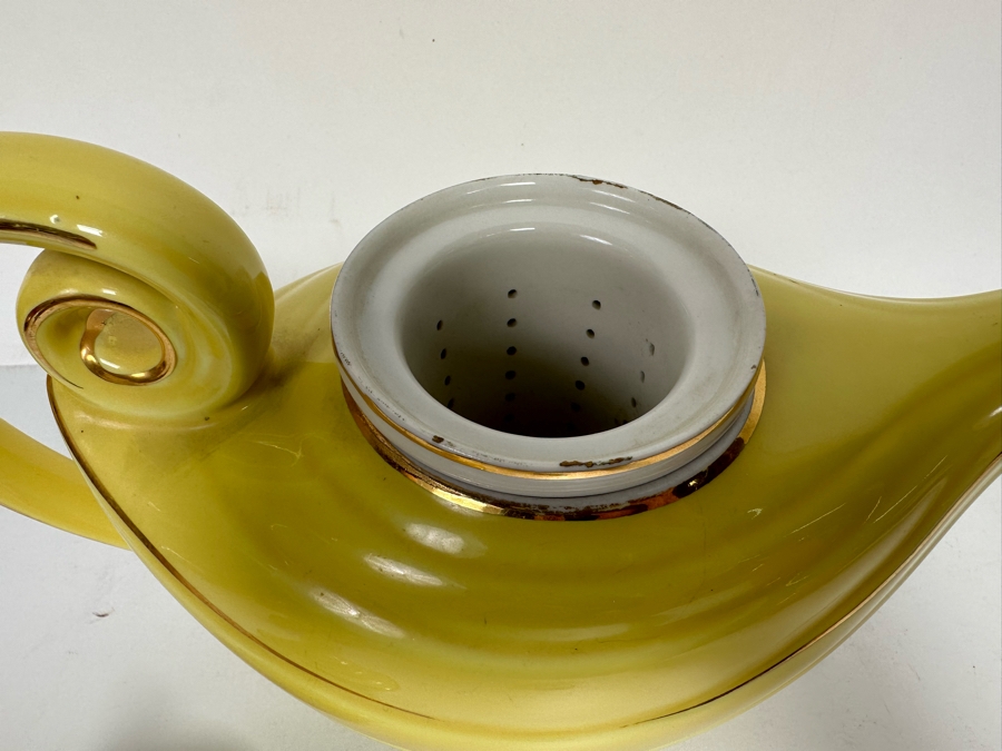 Vintage Hall USA Pottery Teapot 10.5W X 6.5H [Photo 8]