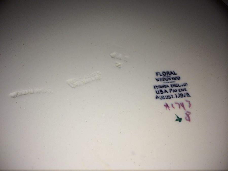 Floral Wedgwood 18 Piece China Set [Photo 2]