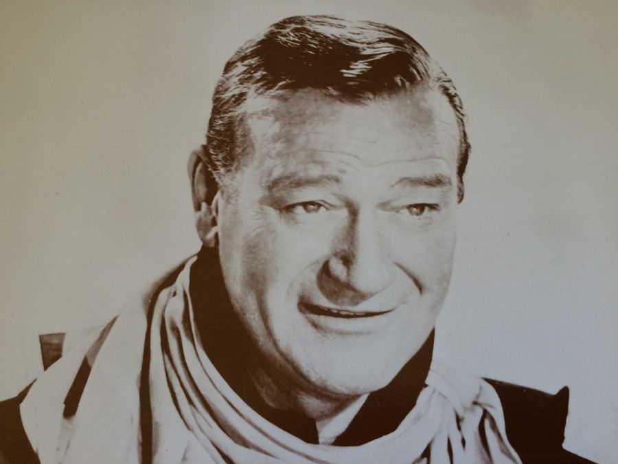 Interesting Lot with John Wayne Items [Photo 7]