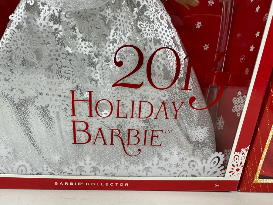25th Anniversary 2013 Holiday Barbie And 2014 Holiday Barbie [Photo 5]