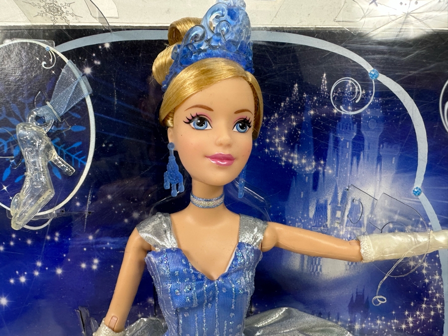 Mattel Barbie Holiday Princess 2012 Disney's Cinderella 2011 W5567 [Photo 6]