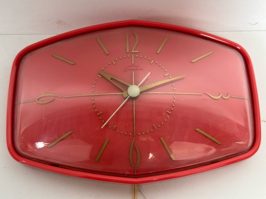 Mid-Century Sunbeam Electric Wall Clock Model A002 9.5 X 6.5 [Photo 10]