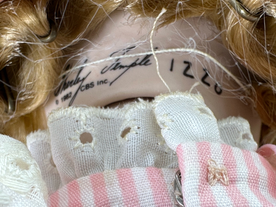 Limited Edition Porcelain Shirley Temple Doll 1982 CBS 17L [Photo 11]