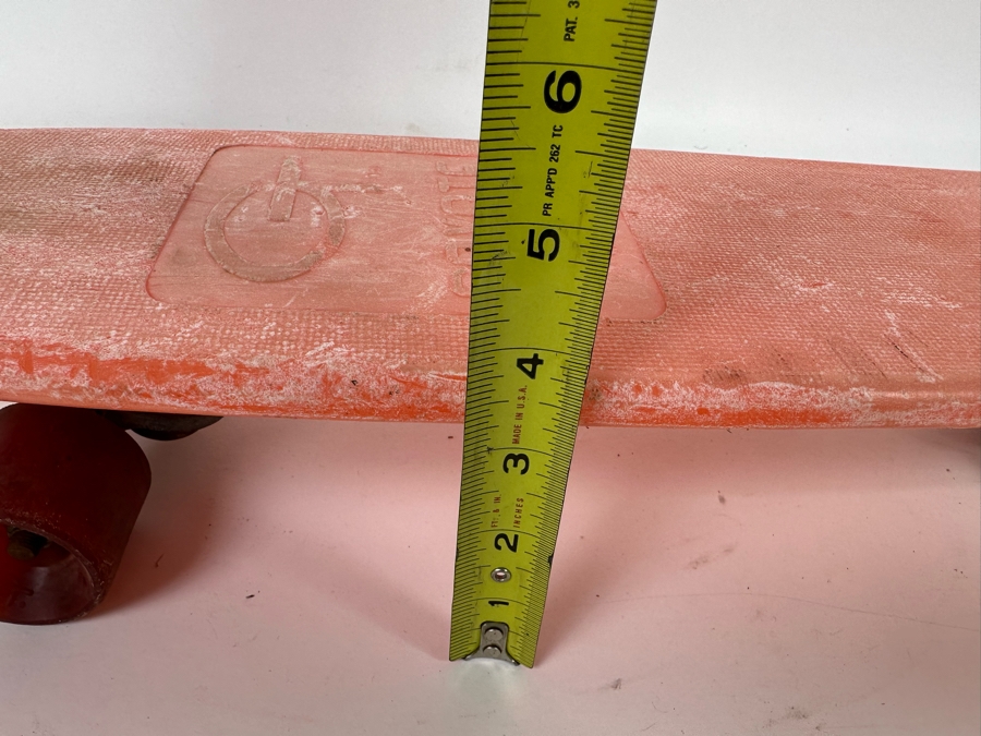 Vintage Grentec GT Coyote Skateboard 24L [Photo 12]