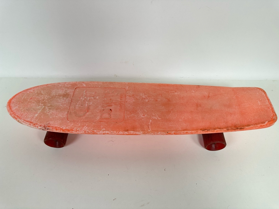 Vintage Grentec GT Coyote Skateboard 24L [Photo 2]