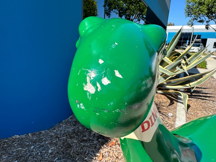 Sinclair Dino Dinosaur Gasoline Fiberglass Statue Automotive Man Cave Advertising Item 102'L X 24'W X 48'H [Photo 7]