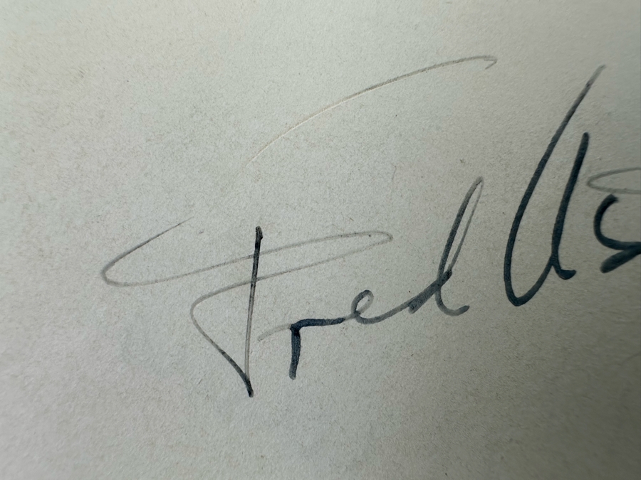 Fred Astaire Autograph On Paper 6 X 4.5 [Photo 4]