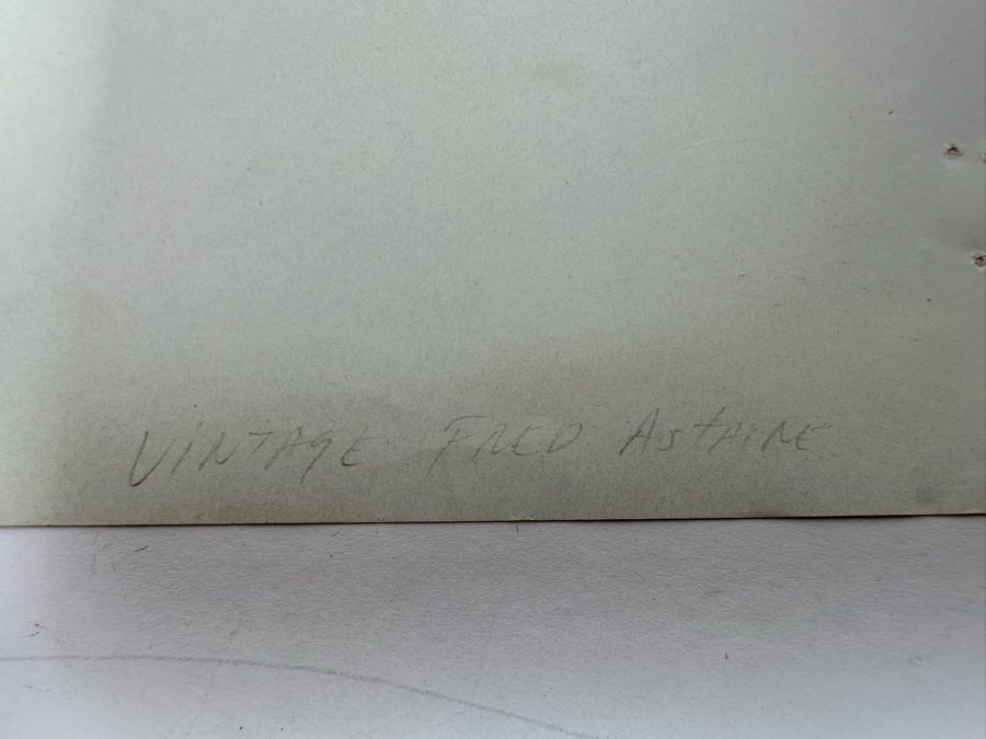 Fred Astaire Autograph On Paper 6 X 4.5 [Photo 7]