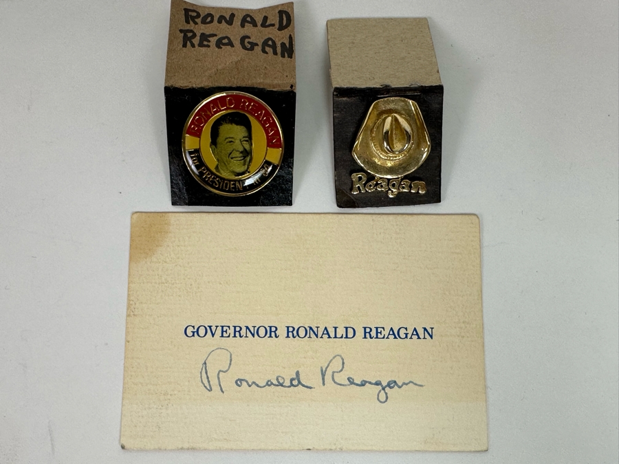 Vintage Hand Signed Ronald Reagan Governor Ronald Reagan Business Card 3.75 X 2.75 And Pair Of Vintage Reagan Pins [Photo 2]