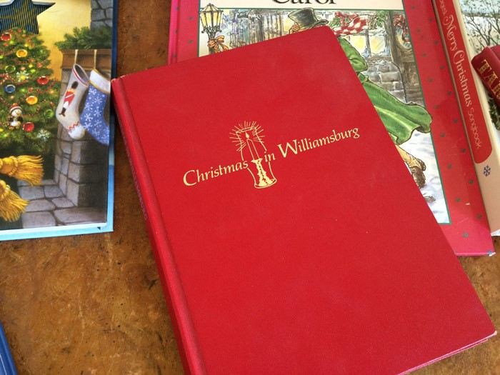 Holiday Book Lot [Photo 7]