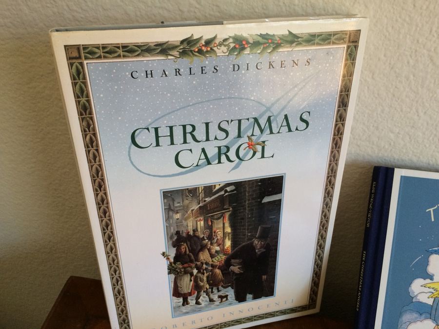 Holiday Book Lot [Photo 11]