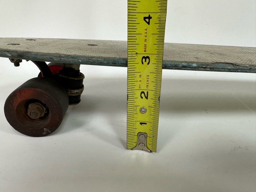 Vintage BAHNE Fiberglass Skateboard With Cadillac Wheels 26.5L [Photo 21]