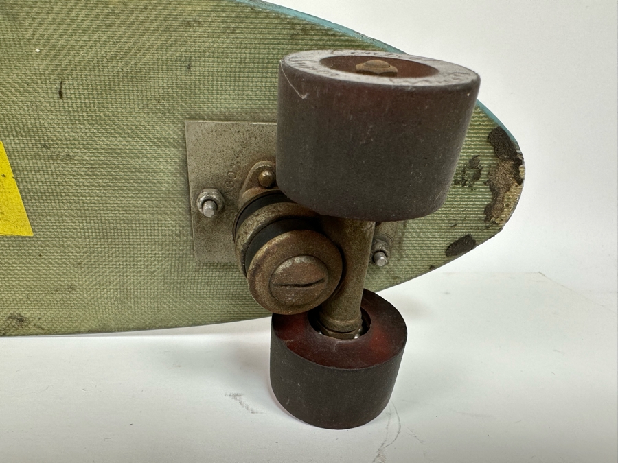 Vintage BAHNE Fiberglass Skateboard With Cadillac Wheels 26.5L [Photo 15]