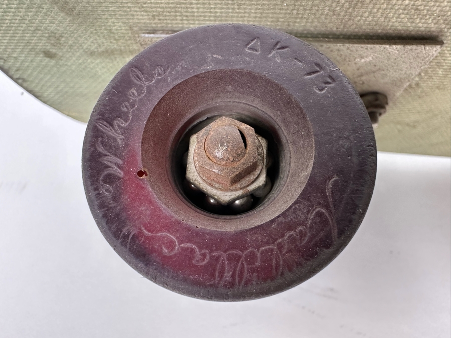 Vintage BAHNE Fiberglass Skateboard With Cadillac Wheels 26.5L [Photo 11]