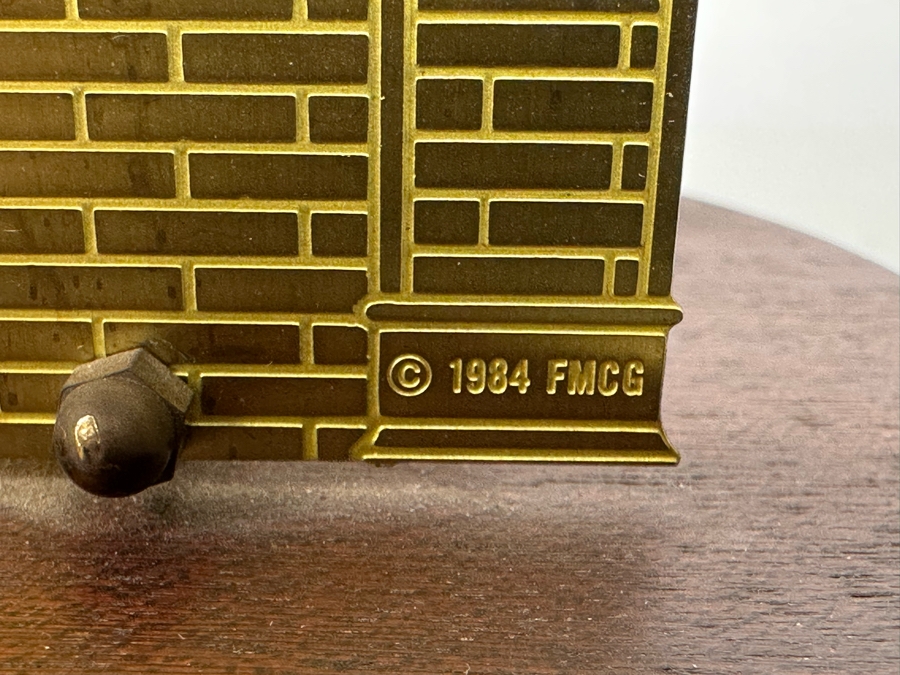 The York Minster Cathedral Skeleton Clock By Franklin Mint 1984 FMCG Franz Hermle Under Glass Dome 7W X 12H [Photo 18]