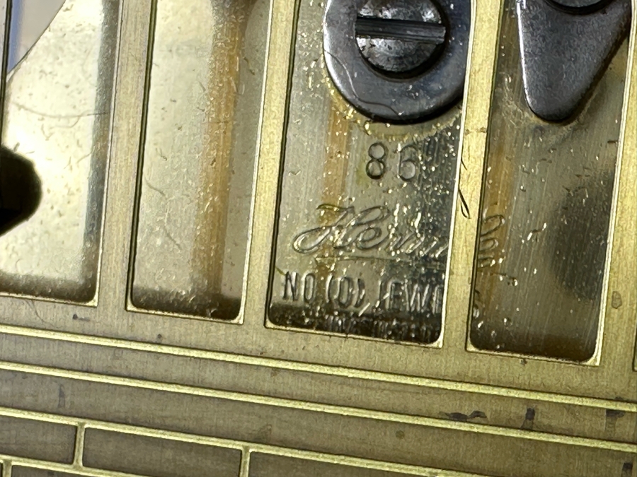 The York Minster Cathedral Skeleton Clock By Franklin Mint 1984 FMCG Franz Hermle Under Glass Dome 7W X 12H [Photo 22]