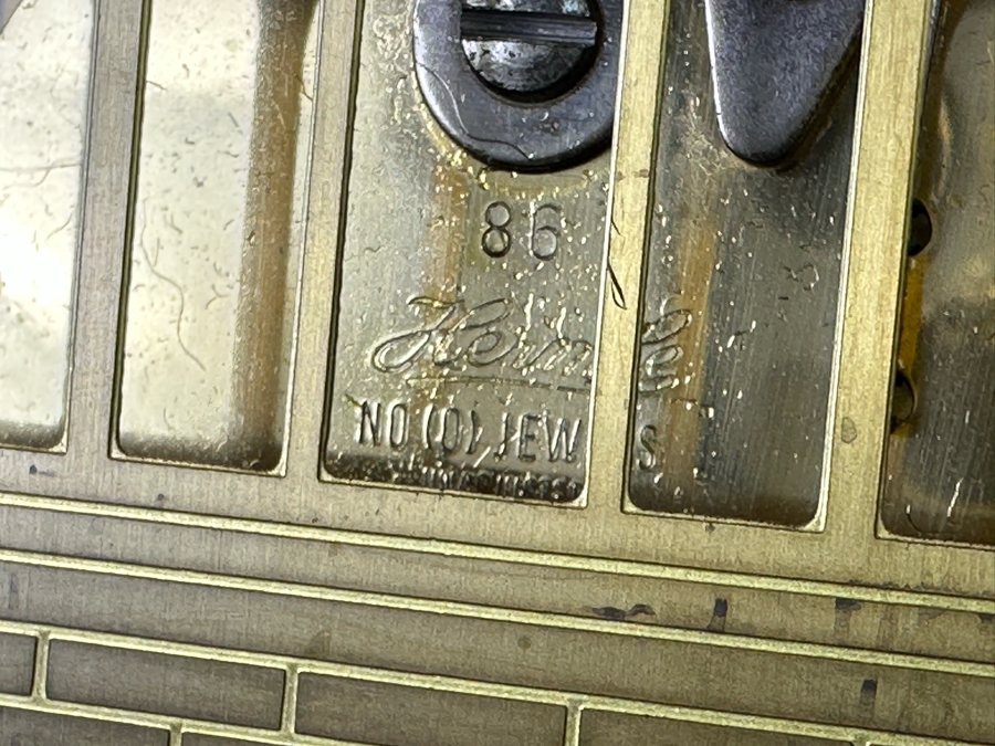 The York Minster Cathedral Skeleton Clock By Franklin Mint 1984 FMCG Franz Hermle Under Glass Dome 7W X 12H [Photo 23]