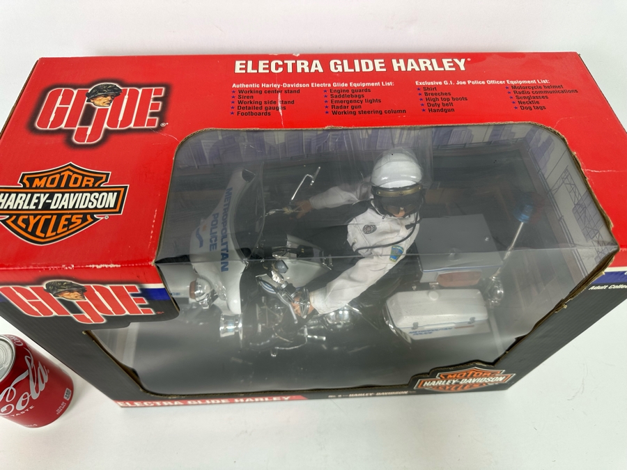 New In Box G.I. Joe Electra Glide Harley NYC Motorcycle Police Officer Cop Hasbro 17W X 8D X 12H [Photo 11]