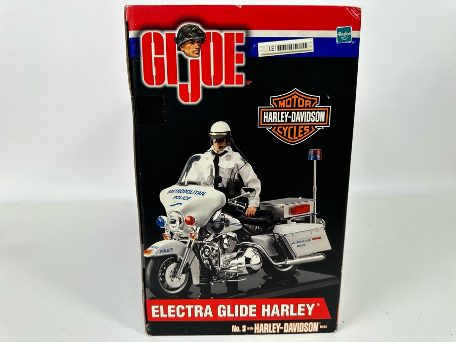 New In Box G.I. Joe Electra Glide Harley NYC Motorcycle Police Officer Cop Hasbro 17W X 8D X 12H [Photo 12]